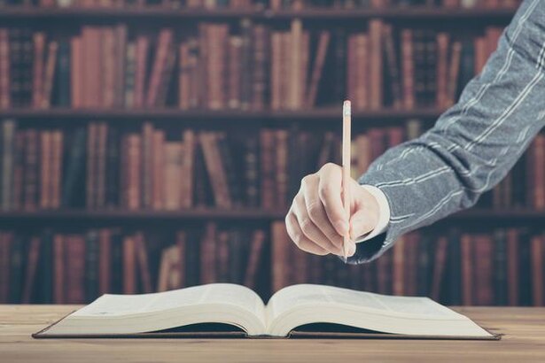 中小企業診断士の経済学・経済政策を徹底攻略!より効果的な勉強方法とは?