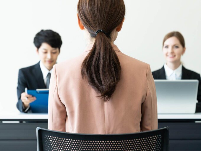 転職に役立つのは?TOEICと英検のガチンコ比較!/黒坂岳央