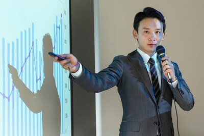2次合格者は20~30代男性が半数以上