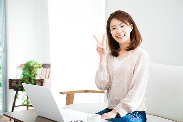 ポイントサイトは手軽な副業