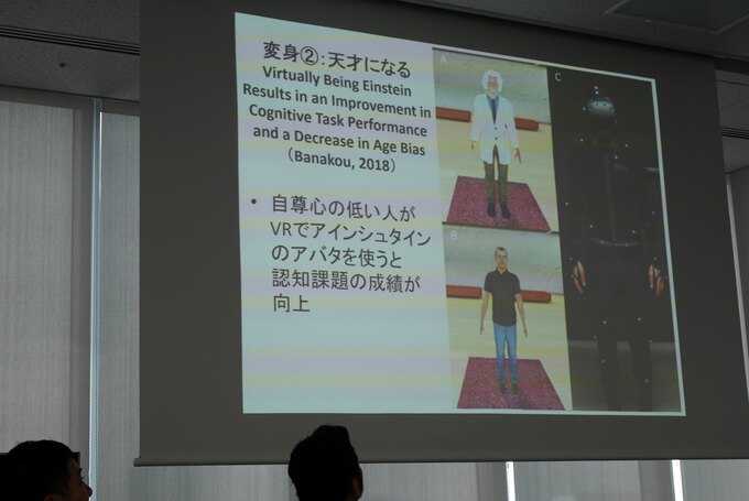 驚愕の研究報告「アインシュタインのアバターを使うと、認知課題の成績が上がる」。「天才になりきればいい」という単純な話ではなく、新たな思考の誘発で導かれた結果だ