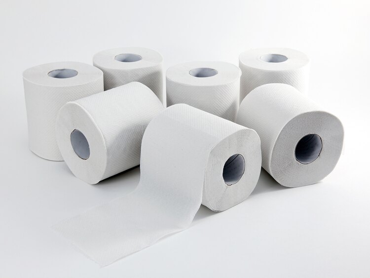 トイレットペーパーの1ロールあたりの“大”における平均使用回数を比較すると、ダブル(2枚重ね)よりシングルのほうが回数が多く、おトクだ。