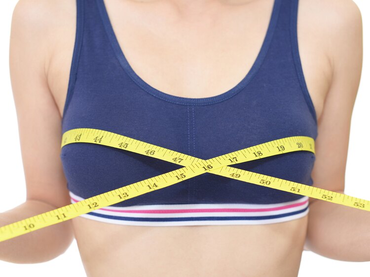 日本人女性のブラジャーのカップサイズは、A~CカップよりDカップ以上が多い。