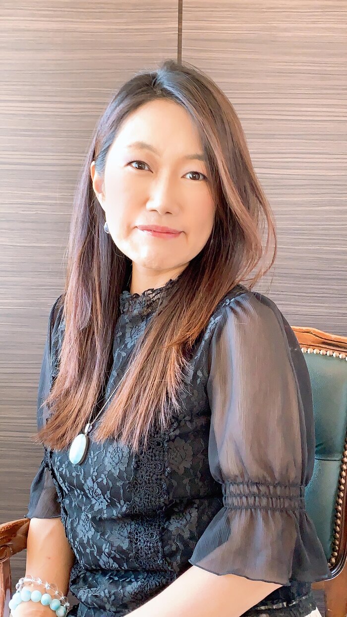 現代魔女Krehaのトーク&ヒーリングセッション「新時代のお金と豊かさの魔法術」